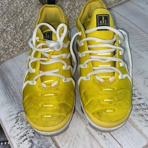 Wmns Air VaporMax Plus 'Sunshine Yellow'